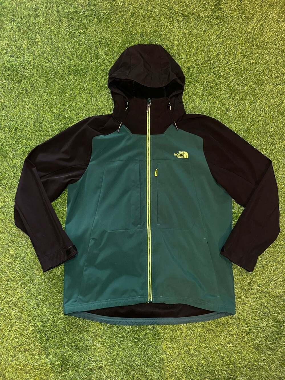 The North Face Apex Storm Peak Triclimate Softshell Jacket Green Black Men's XL